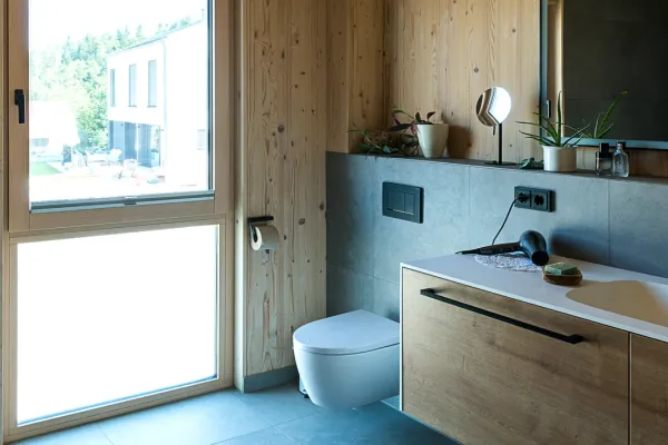 massivholzbau, massivholz, suttner, neubau, einfamilienhaus, efh, badezimmer